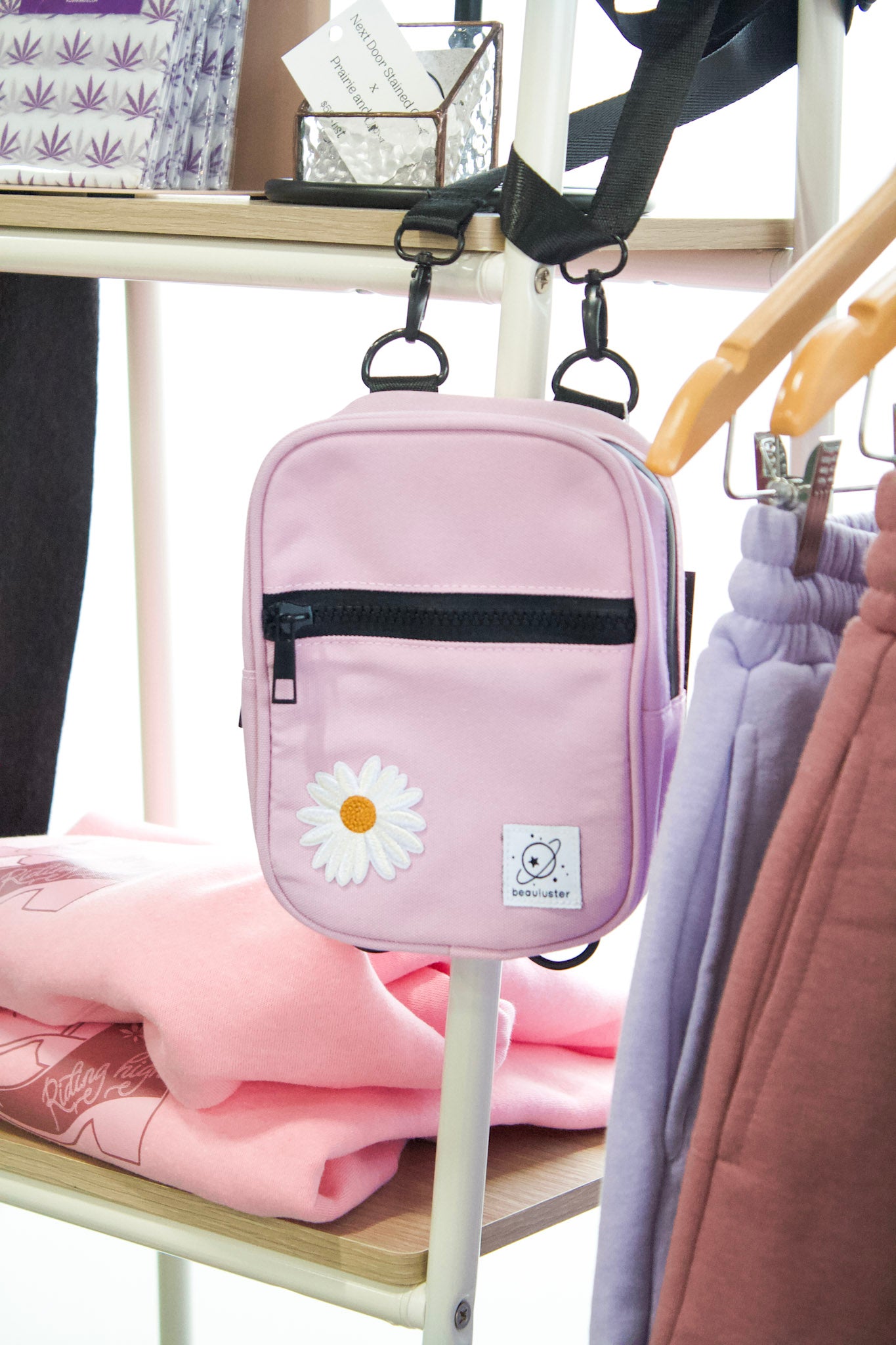Scent Proof Crossbody Storage bag / Beauluster