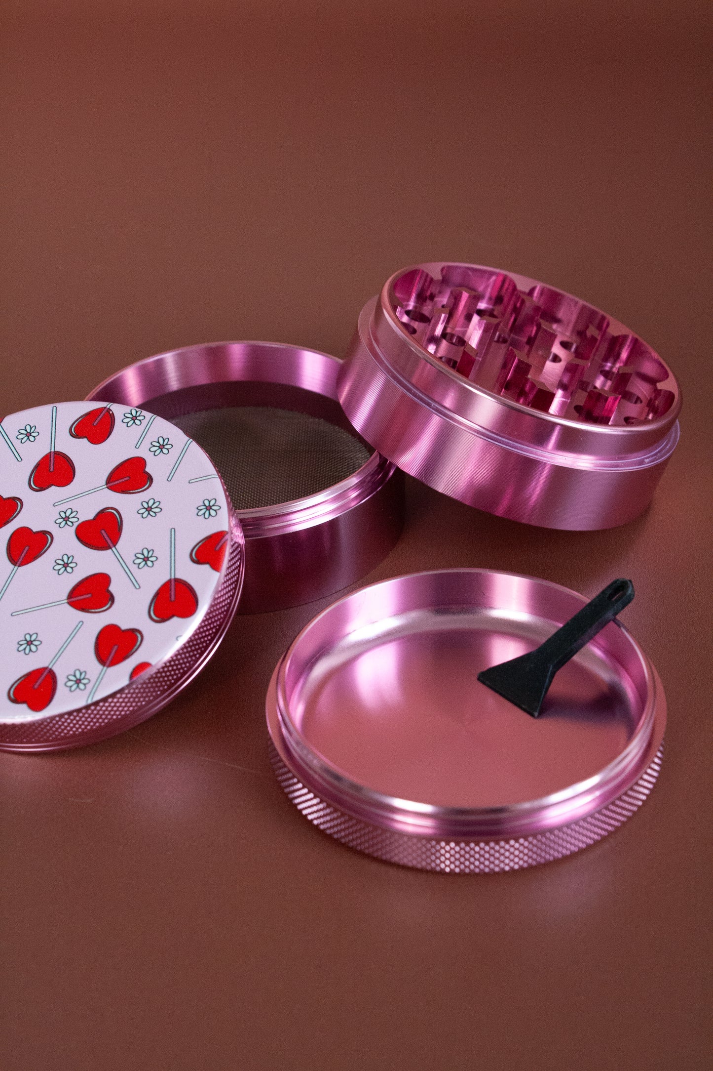 Heart Lollipops and Daisies Grinder - Flora and Nirvana