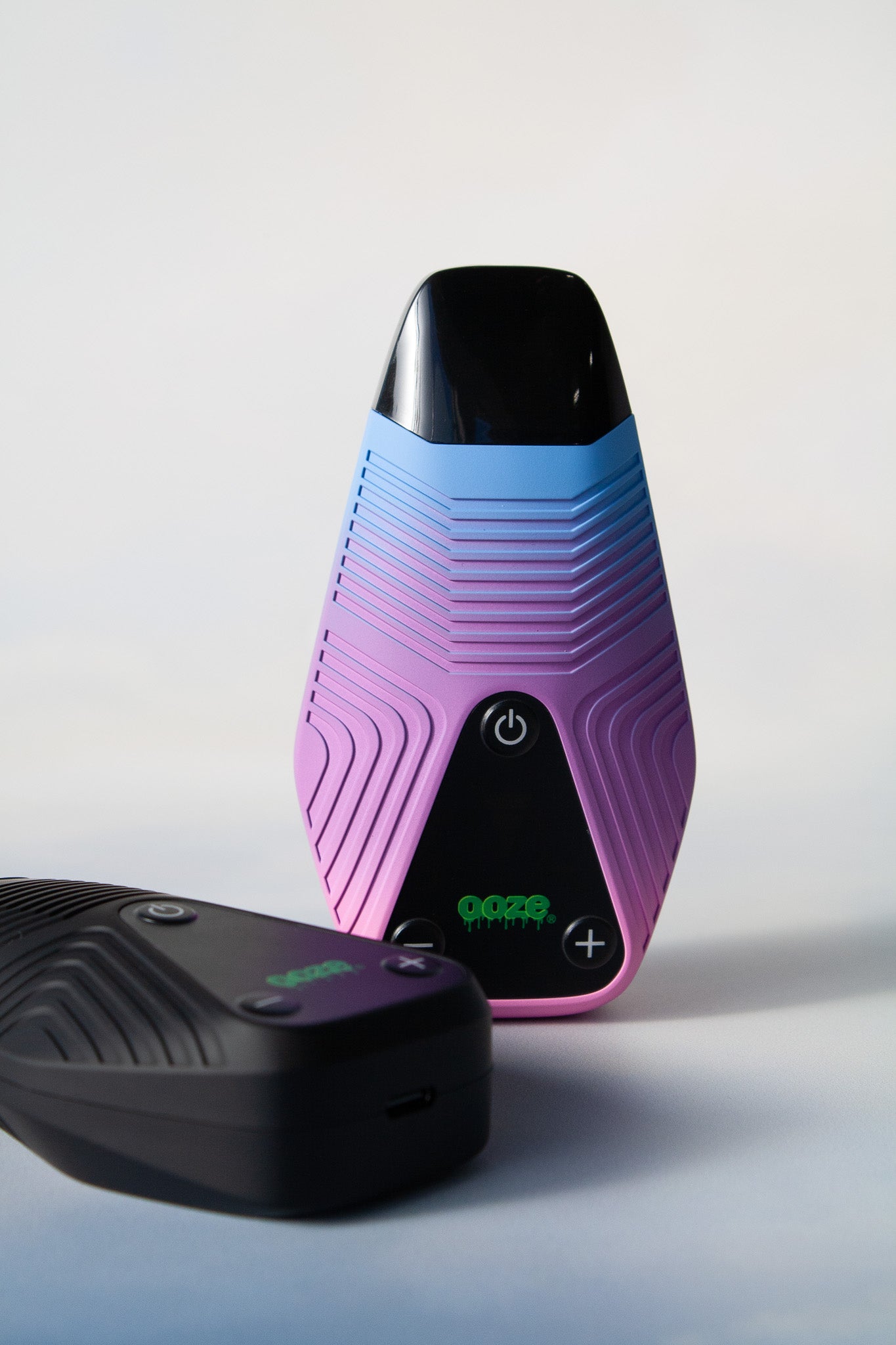 Brink Dry herb Vape by Ooze