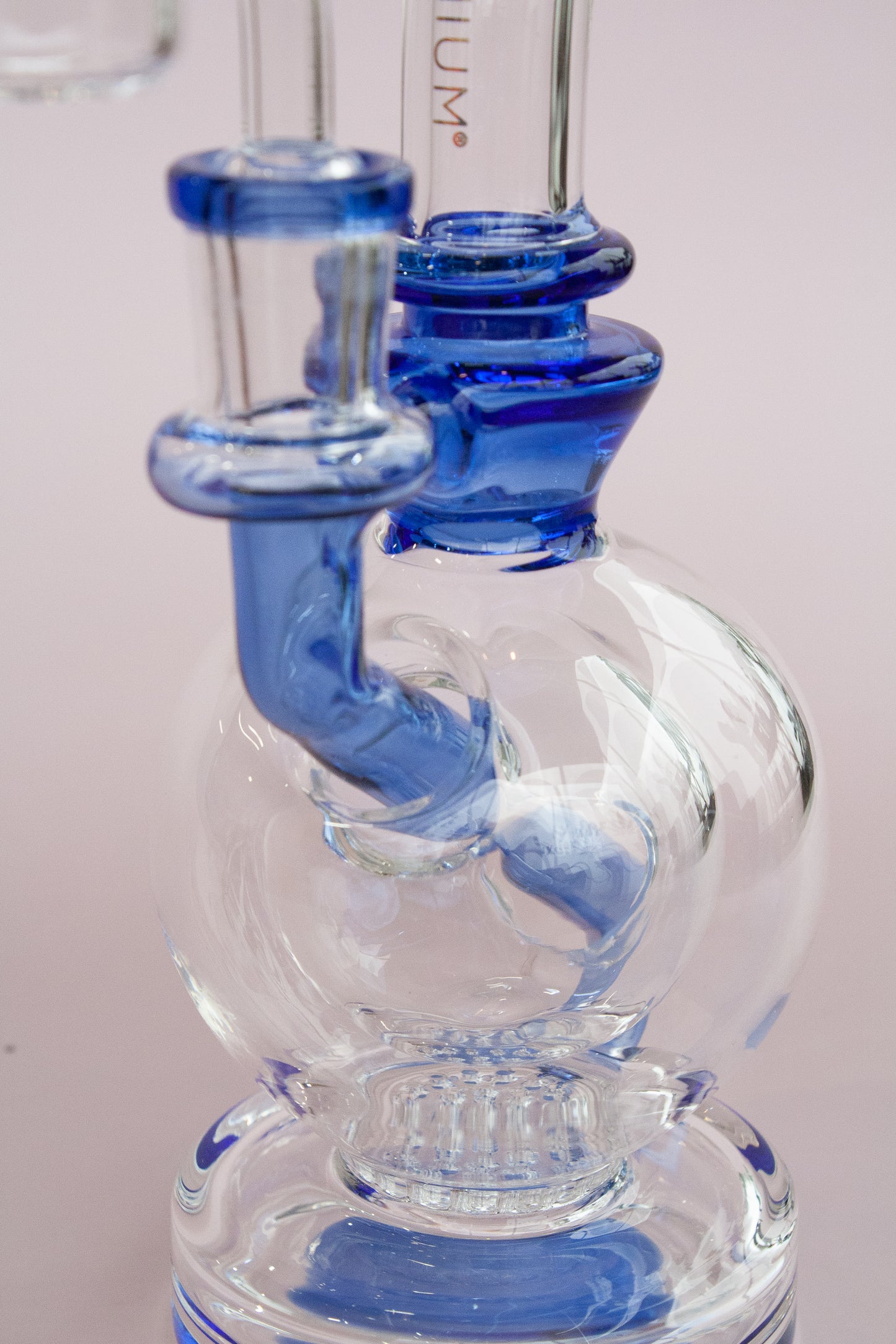 GEAR Premium 8" Tall Sapphire Nucleus Concentrate Bubbler W/Honeycomb Perc