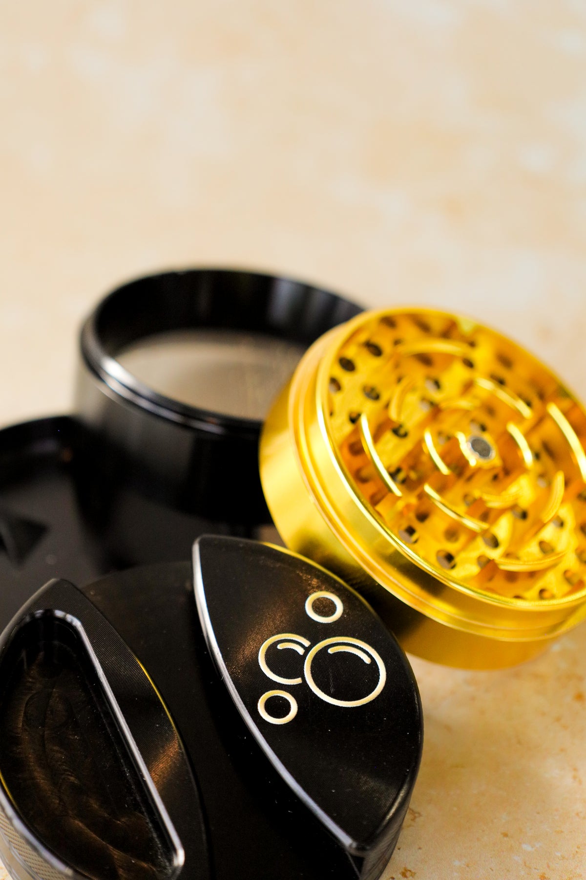 Blade Grinder by Bubbler Glass