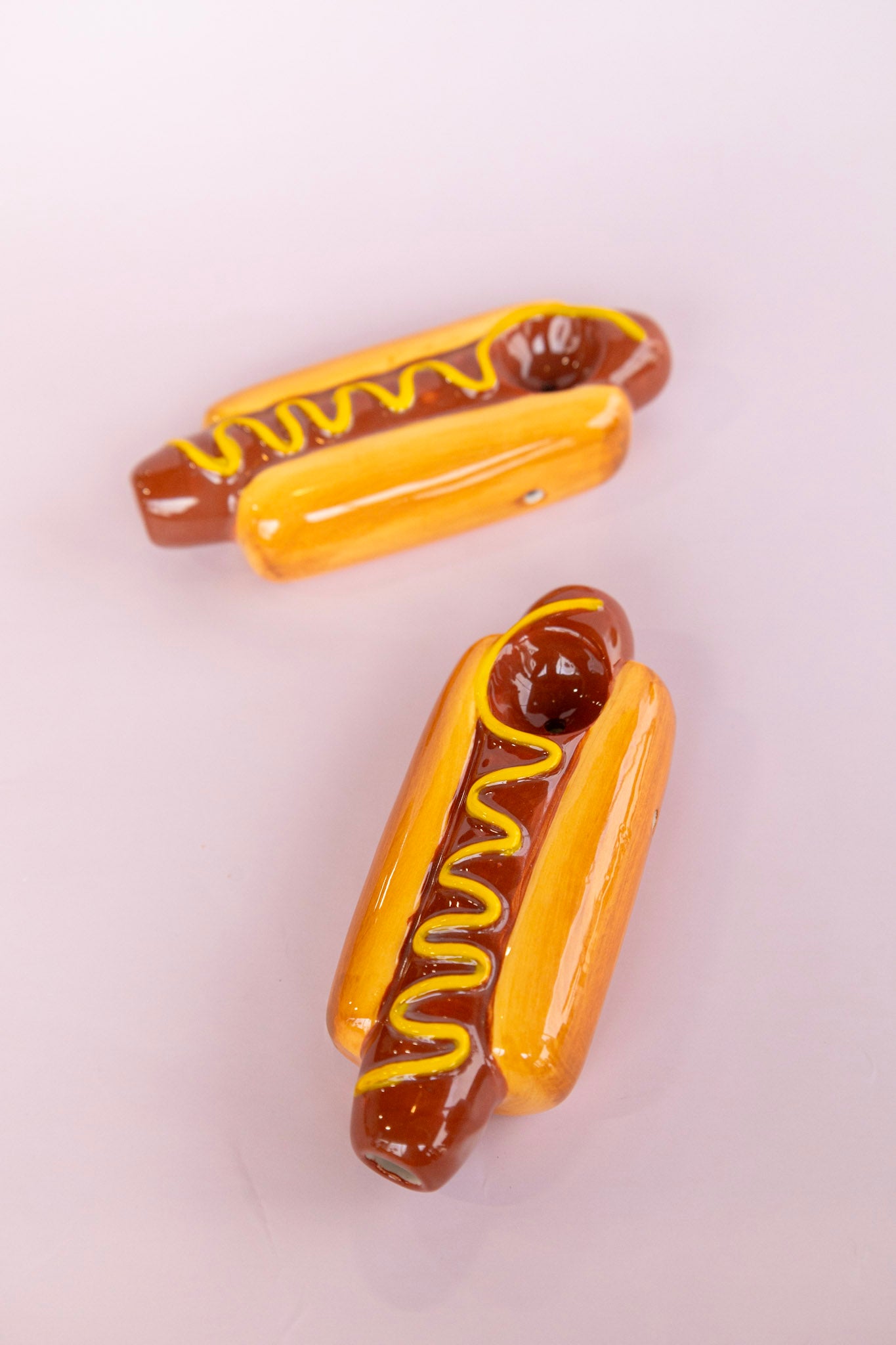 Hot Dog Ceramic Pipe 3.5" - Wacky Bowlz